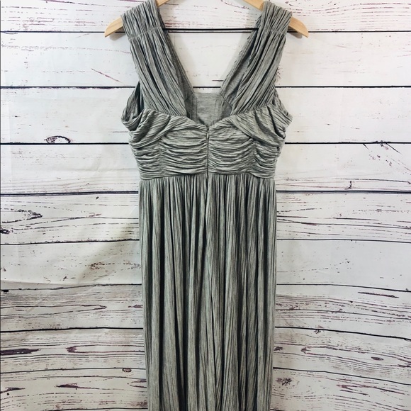 BURBERRY Plisse Sleeveless Midi Dress NWT, size 8 - Picture 2 of 8